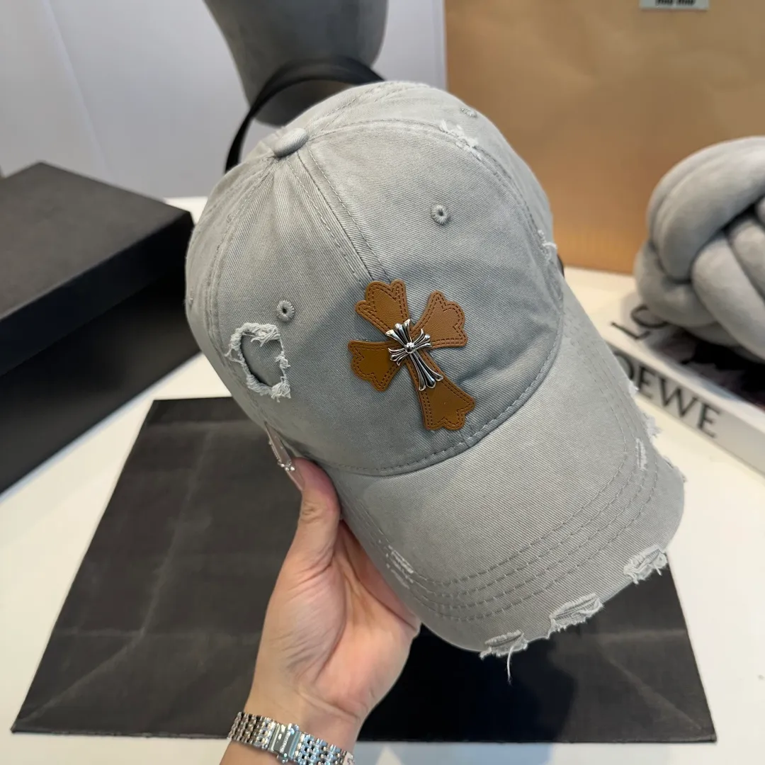 P60 Chrome Hearts 💓Early spring Korean style fashion retro distressed hole hat worn design versatile baseball cap peaked cap